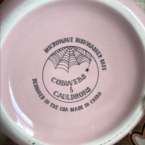 Pink Ghost Pattern Mug with Keychain - Picture 4 of 5